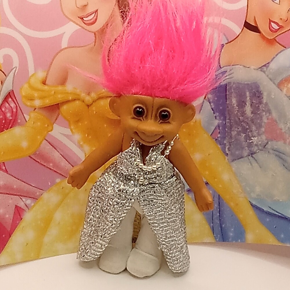 RUSS Tracey Doll Pink Hair Brown Eyes 7 in Poseable 1990s Silver Dress Troll
